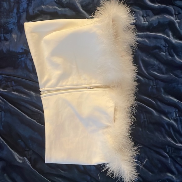 White crop top - Picture 2 of 2